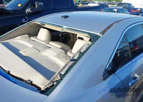 2011 Ford Taurus Sel z USA, uszkodzony, nr VIN 1FAHP2EW1BG104407